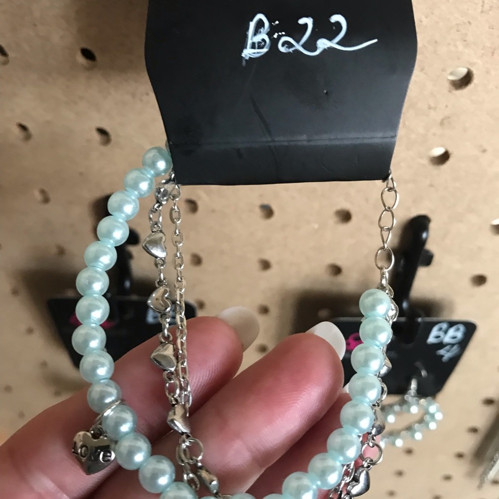 Silver & blue pearl bracelet with silver hearts